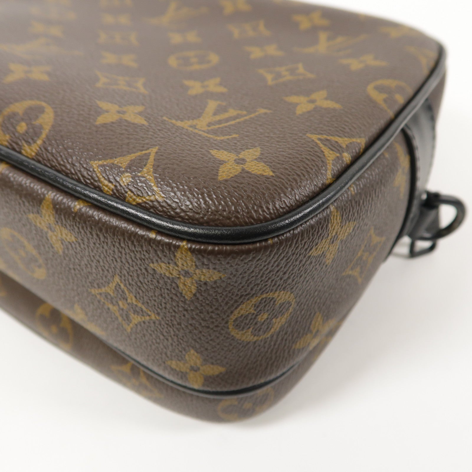 LOUIS VUITTON LV S Lock Messenger 2 Way Shoulder Bag M45806 Monogram Brown